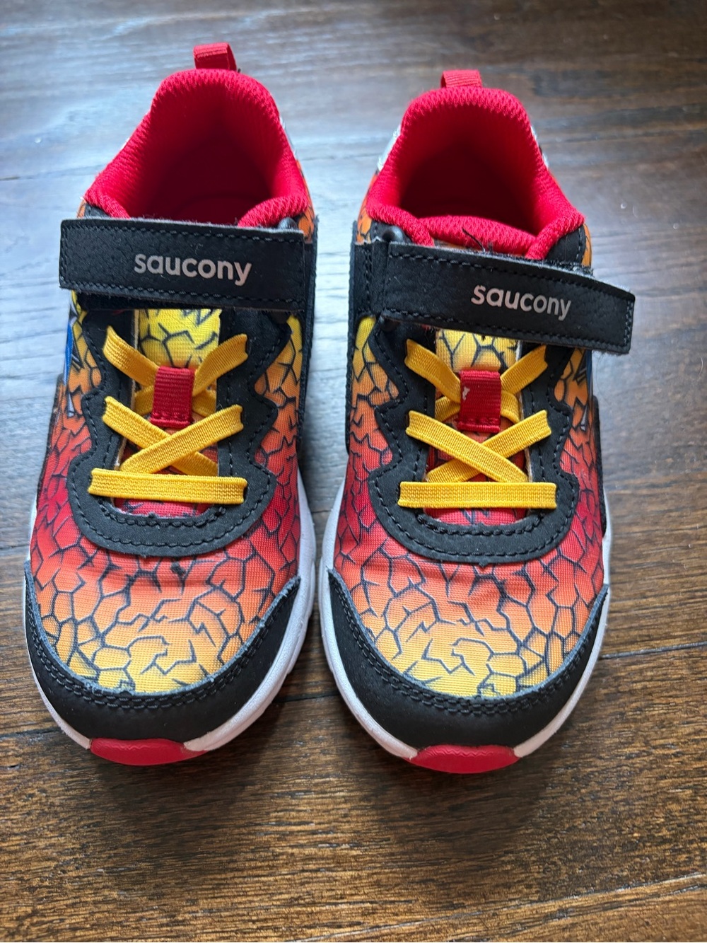 Saucony Kids Gradient Red & Yellow Athletic Shoes sz 12.5